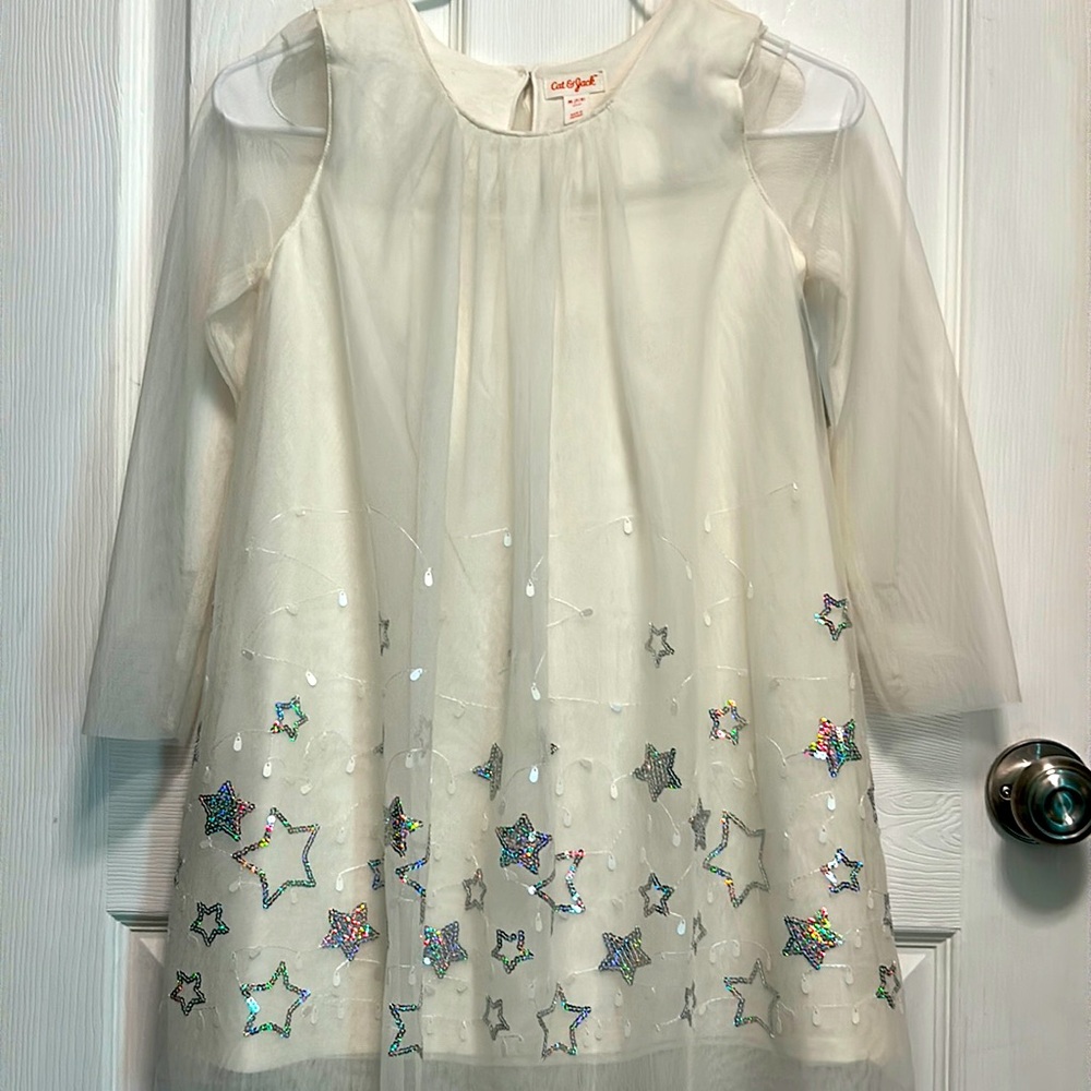 Girls NWT cat and jack dress size 7/8 Beautiful!